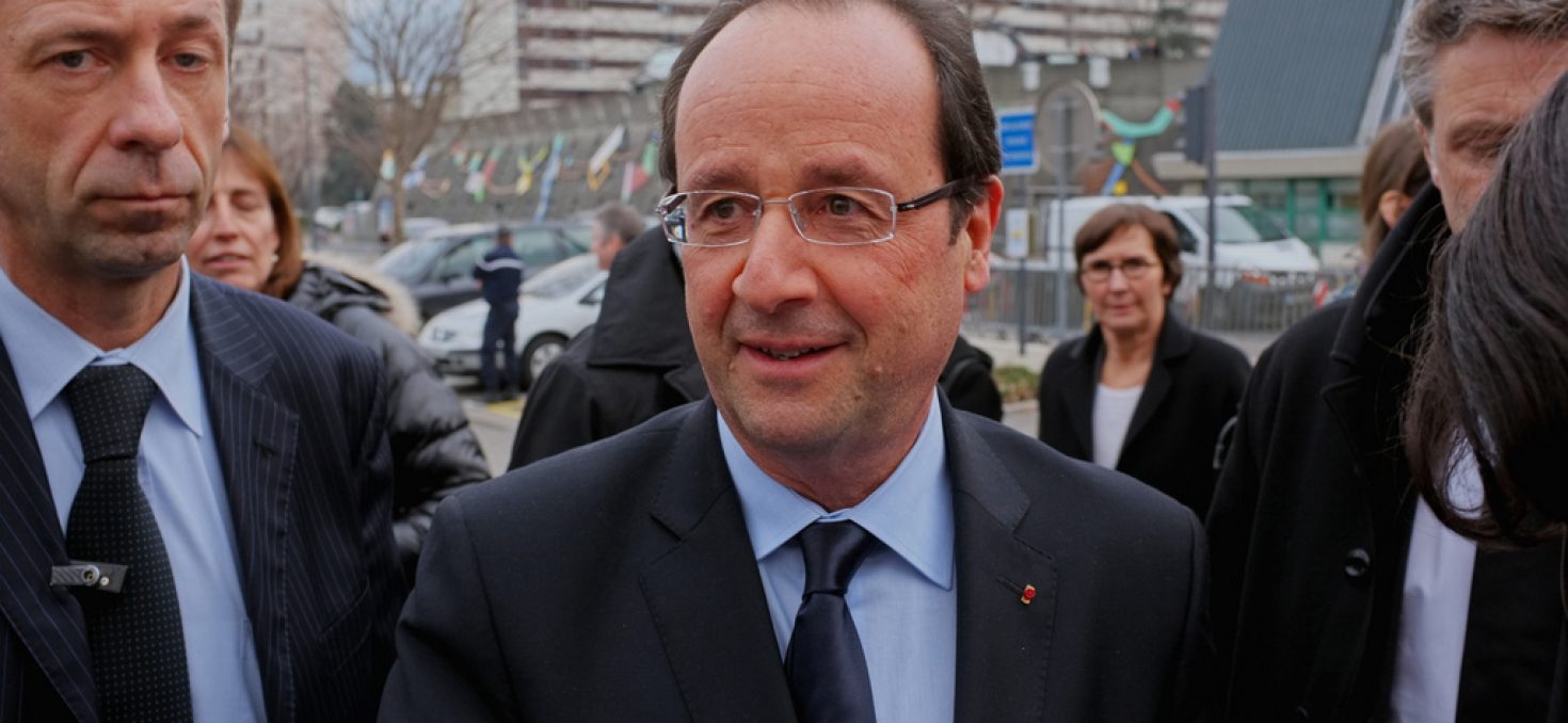 Réduction des dépenses publiques: François Hollande doit assumer