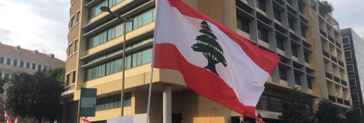 Manifestations devant l’ambassade de France au Liban