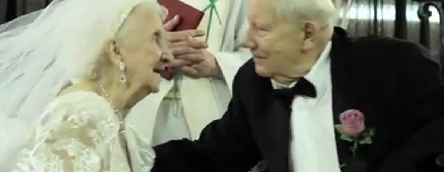 Elle se marie à 100 ans