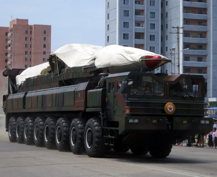 <strong>Corée du Nord : présentation d’un « missile monstre » et de la possible héritière</strong>