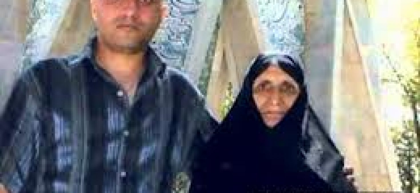 La mère du bloggeur iranien : «Ils ont tué mon fils»